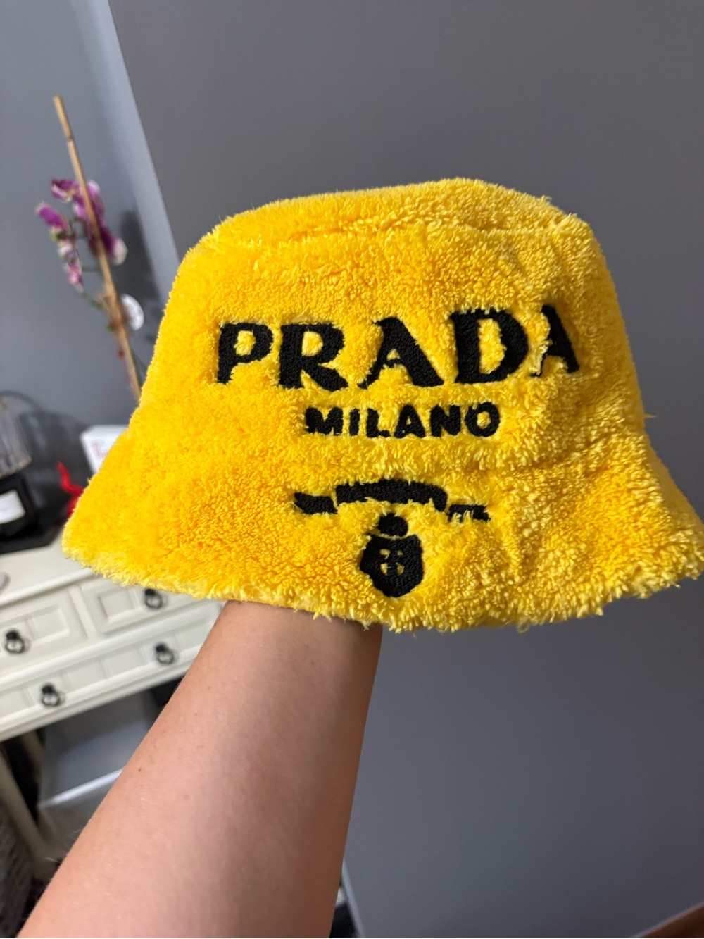 PRADA Yellow Bucket Hat - Milano Logo - Picture 5 of 5